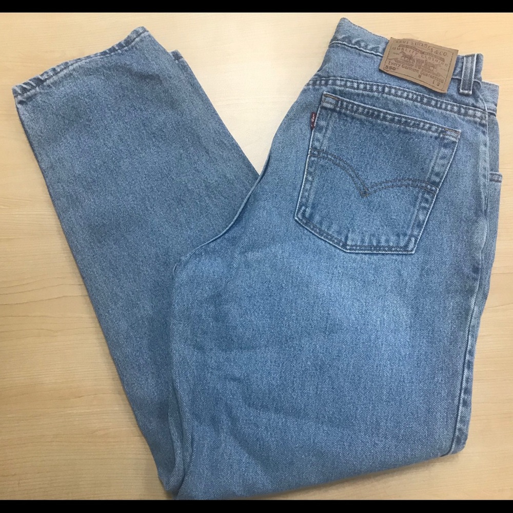 Women’s Levi’s jeans